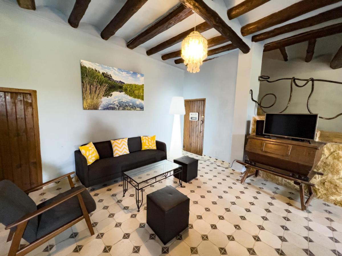 Antiguo Molino Apartment Arnes Exterior photo